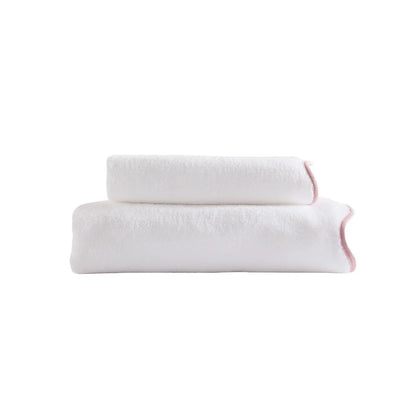 Scalloped Edge Bath Towels – Soft & Absorbent