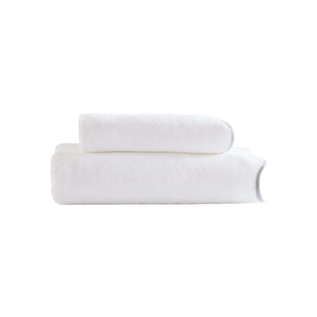 Scalloped Edge Bath Towels – Soft & Absorbent
