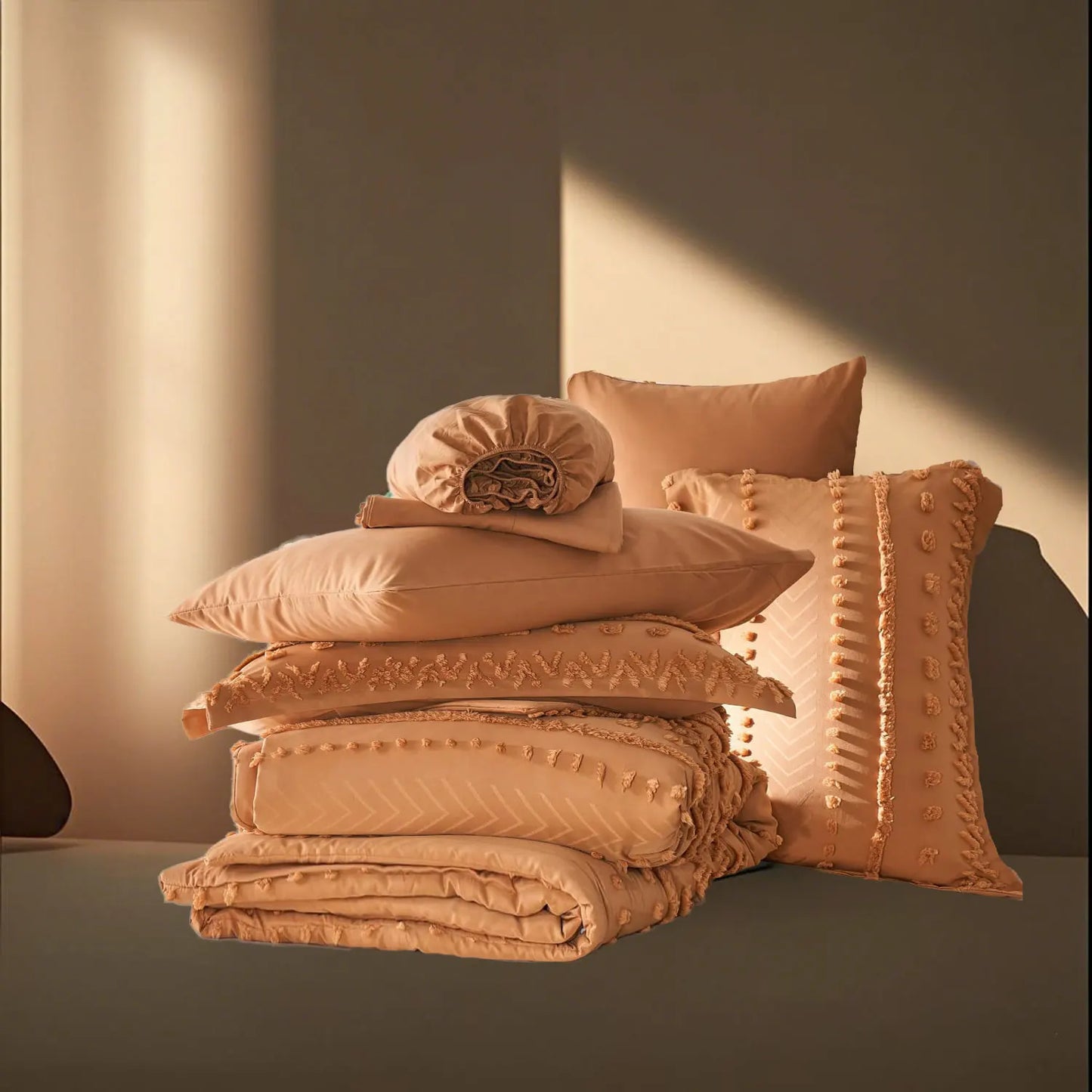 7-piece Tufted design comforter set - King or Queen