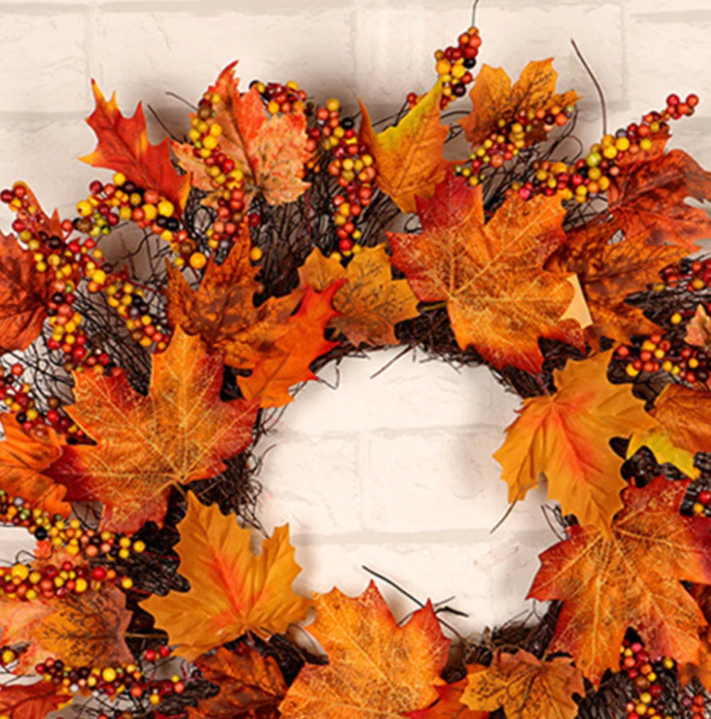 Berries Maple Leaf Wreath Decor