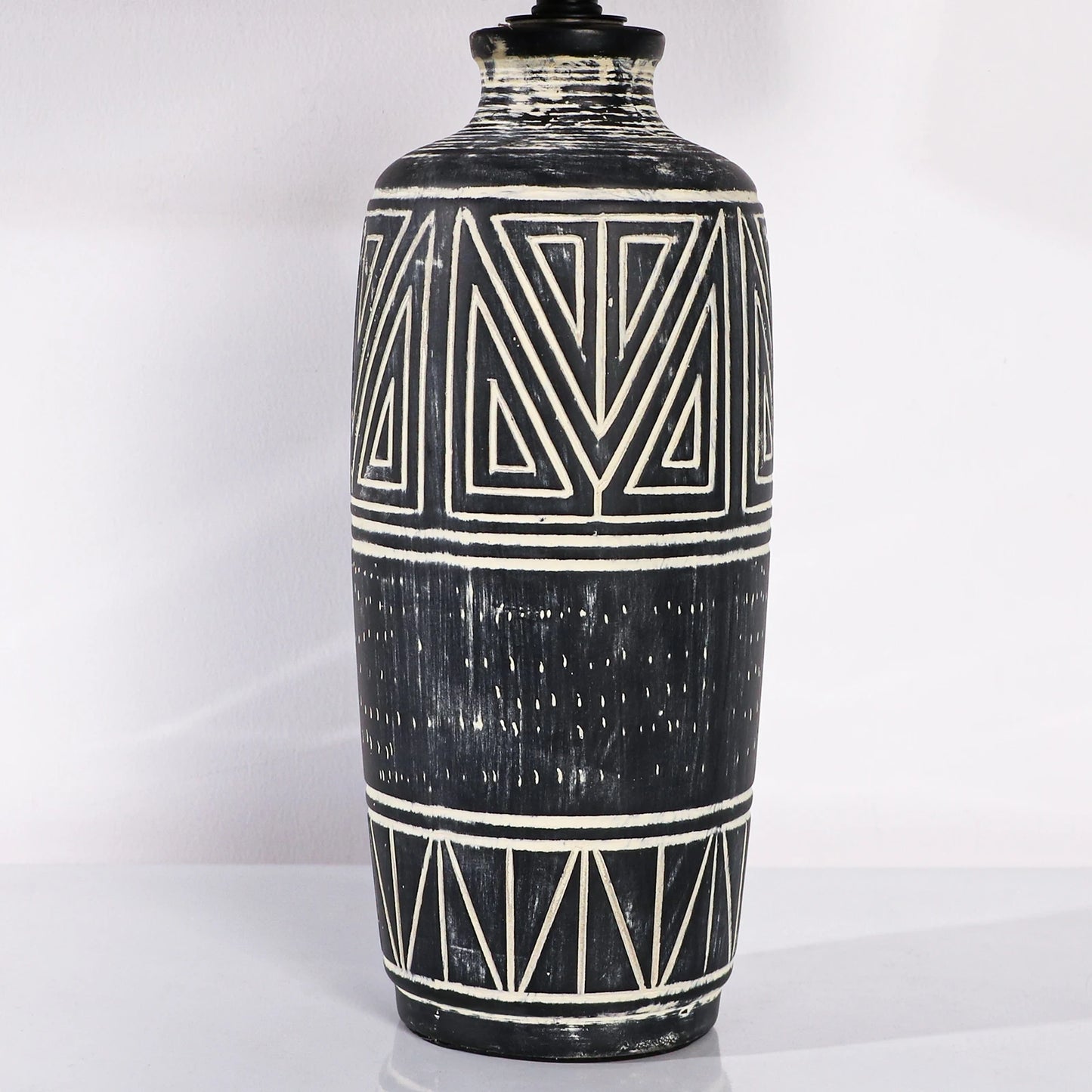 2 Pack 25-Inch Carved Geometric Ceramic Table Lamp