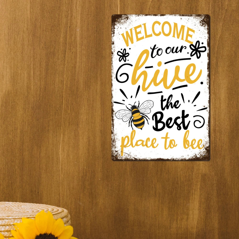 Tin Plaque Painting - Retro Bee Decor
